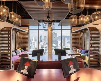 Wink Hotel Danang Centre - דה נאנג - מסעדה