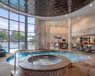 Newport Longwharf Resort by Wyndham 2br Unit - Newport - Piscina