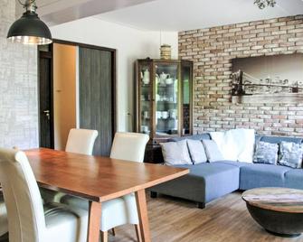 Apartment Appartement Planeet by Interhome - Wissenkerke