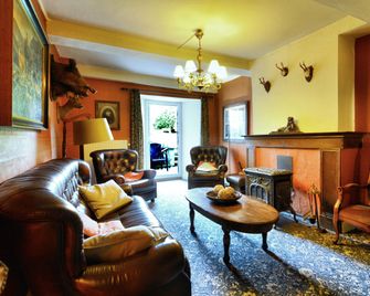Very Authentic Ardennes House - Paliseul - Lounge