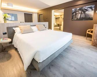 Hotel Fuori Le Mura - Altamura - Schlafzimmer