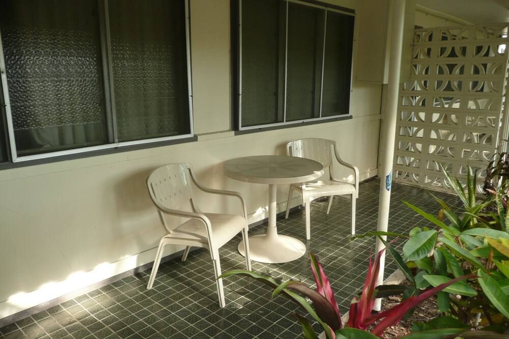 Beachside Holiday Units - Bowen - Balkón