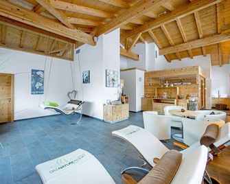 奧茲塔自然活動渡假村 (自然渡假村) - 歐特芝 - 厄茨 - 客廳