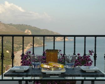 Hotel Corallo Sperlonga - Sperlonga - Balcon