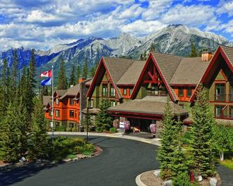 Absolutely Gorgeous Resort & Condos ! - Canmore - Building