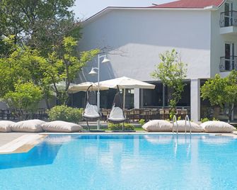 Grand Emir Hotel & Spa - Dalyan (Mugla) - Pileta