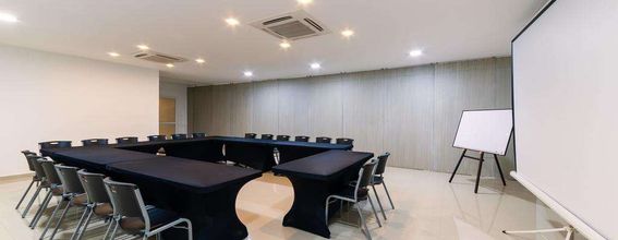 hotel ms ciudad jardin plus en santiago