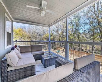 Bright Brownwood Home with On-Site River Access! - Brownwood - Balkon