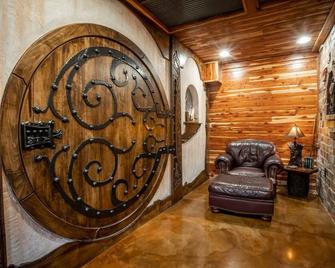The Hobbit House, Fantasy comes Home! - Russellville