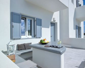 Garifalakis Comfort Rooms - Apollonia - Balcón