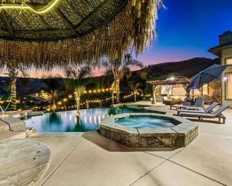 Pool/Spa/Golf/Pickelball Amazing Resort nearCasino - El Cajon