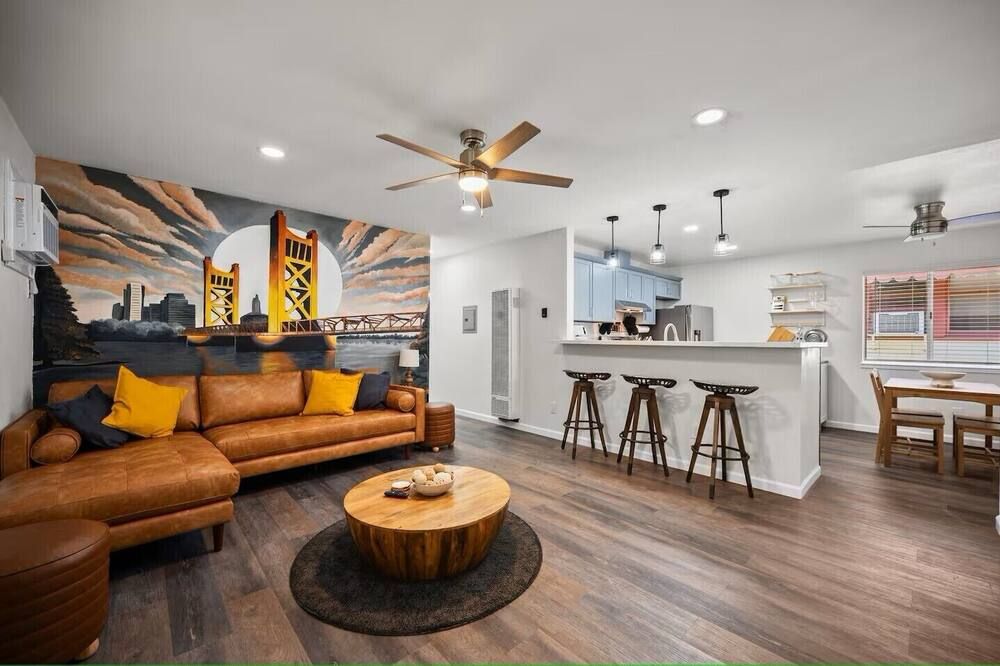 Stylish Hideaway Near Downtown Sacramento! - Sacramento - Sala de estar