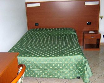 Hotel Sanremo - Ceva - Habitación