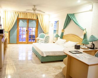 Clarkton Hotel Apartment - Angeles City - Quarto