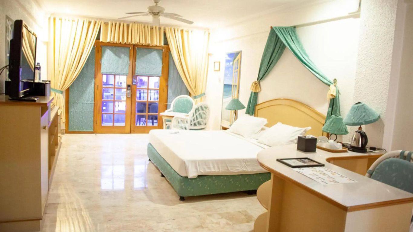 Clarkton Hotel Apartment