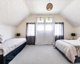 Artos Stays-Modernised Victorian Masterpiece with City View Sunroom! - Melbourne