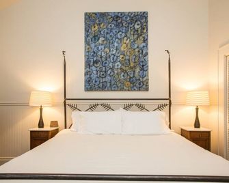 Historic Uptown Cottage - 1 mile to Tulane & Loyola - Nueva Orleans - Habitación