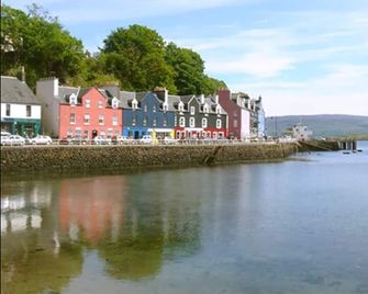 Tobermory Youth Hostel - Isle of Mull - Outdoor view