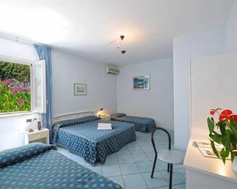 Maison Raphael - Minori