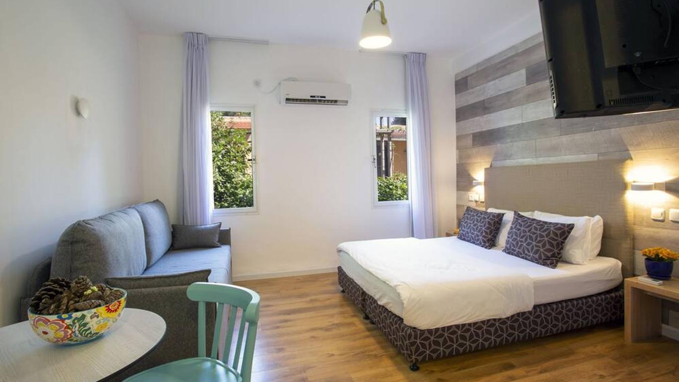 Kibbutz Malkiya Travel Hotel