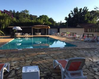 Hotel Itamaracá - Miguel Pereira - Piscina