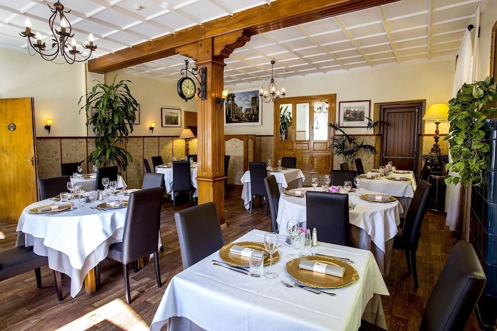 Logis Hôtel Restaurant La Tête Des Faux - Le Bonhomme - Restaurant