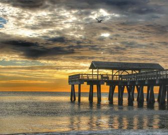 Hotel Tybee - Tybee Island - Außenansicht
