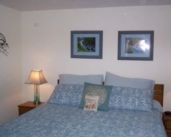Private Trail to the Beach - 1 Bedroom - Brookings - Ložnice