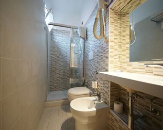 Hotel Liberty - Viareggio - Kylpyhuone