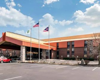 La Quinta Inn & Suites by Wyndham Miamisburg Dayton South - Miamisburg - Gebouw