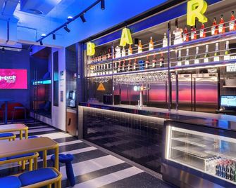 أميستات سيتي هوستل بارسيلونا - برشلونة - بار