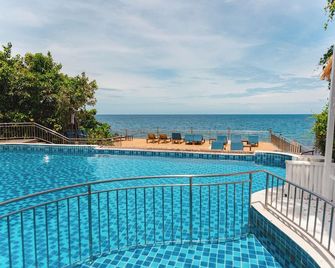 Pinnacle Koh Tao Resort - Ko Tao - Pool