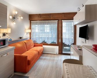 Appartamento Villa Neve - San Martino di Castrozza - Huiskamer