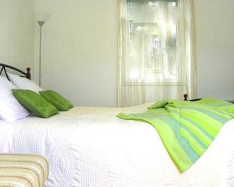 Pansion Sibenik - Sibenik - Habitación