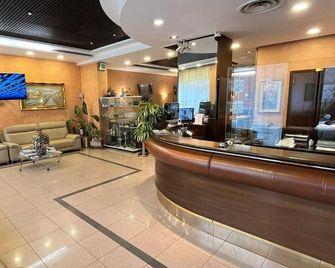 Hotel Valganna - Milan - Lobby