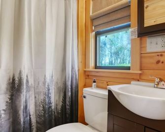 Hillside Hideaway - Hot Tub - Brookville