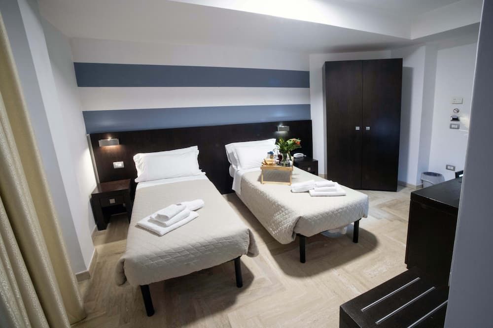 Albergo Cantiani - אנקונה - חדר שינה