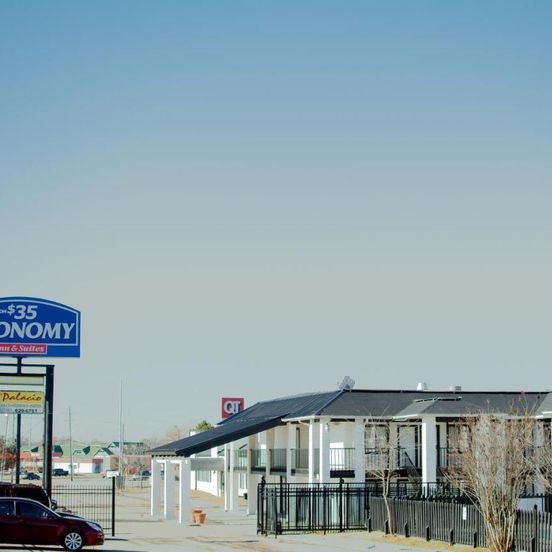 Economy Inn And Suites