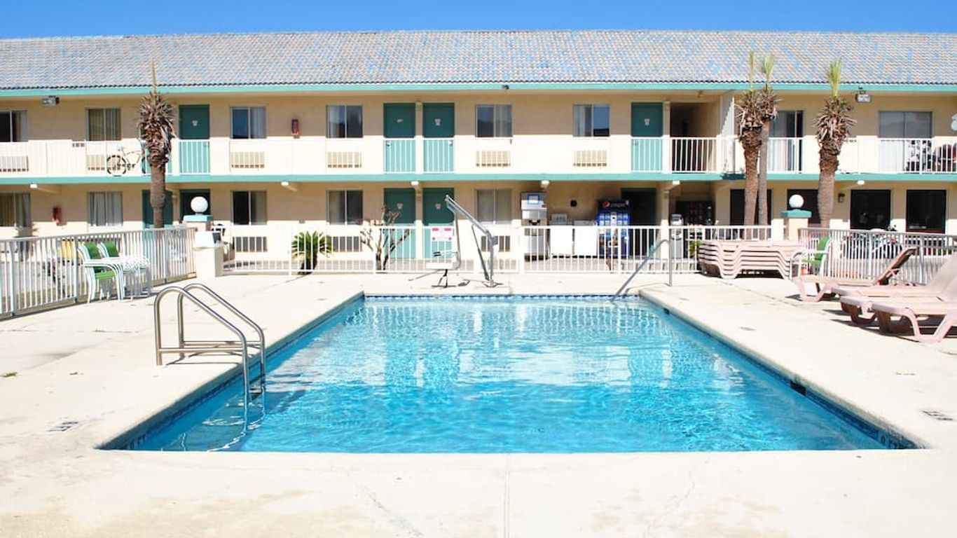 كوكونت جروف موتور إن