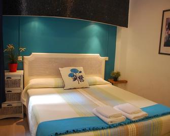 Casa Consell Apartments - Barcelona - Bedroom