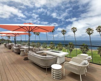 لاجولا كوف سويتس - سان دييغو - شرفة