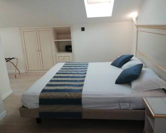 Hotel Ai Dogi - Palmanova - Bedroom
