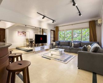 The 2bdr Velvet Vibe Maadi - Kairo - Stue