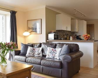 2 bedroom accommodation in Kinross - Kinross - Huiskamer