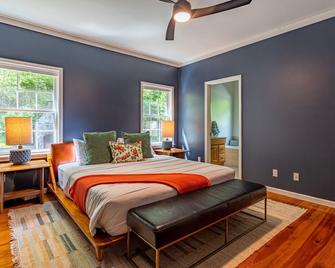 New: Gorgeous Home W/ Dream Patio And Ac - Kingston - Schlafzimmer