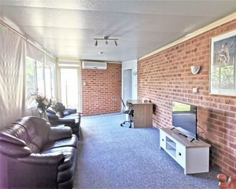 Bathurst Explorers Motel - Bathurst - Vardagsrum
