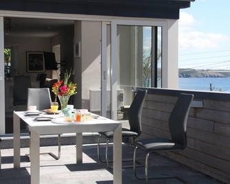 Beach view, period house, contemporary fitout in historic, fishing village - Ardmore - Balcony