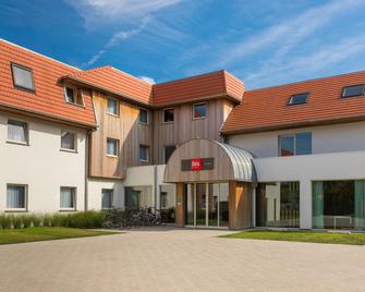 Ibis De Haan - De Haan - Gebäude