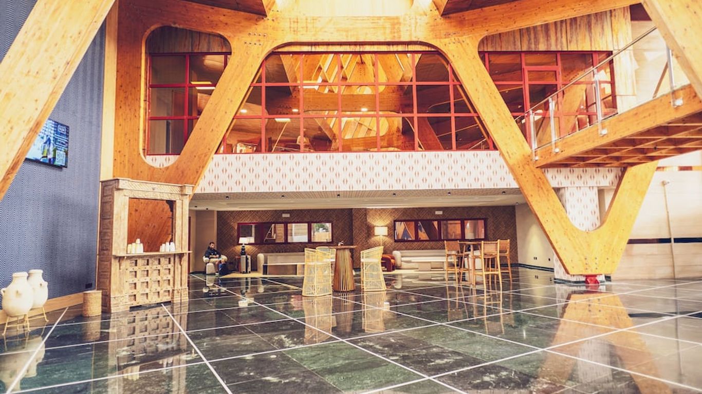 Holiday World Village Hotel