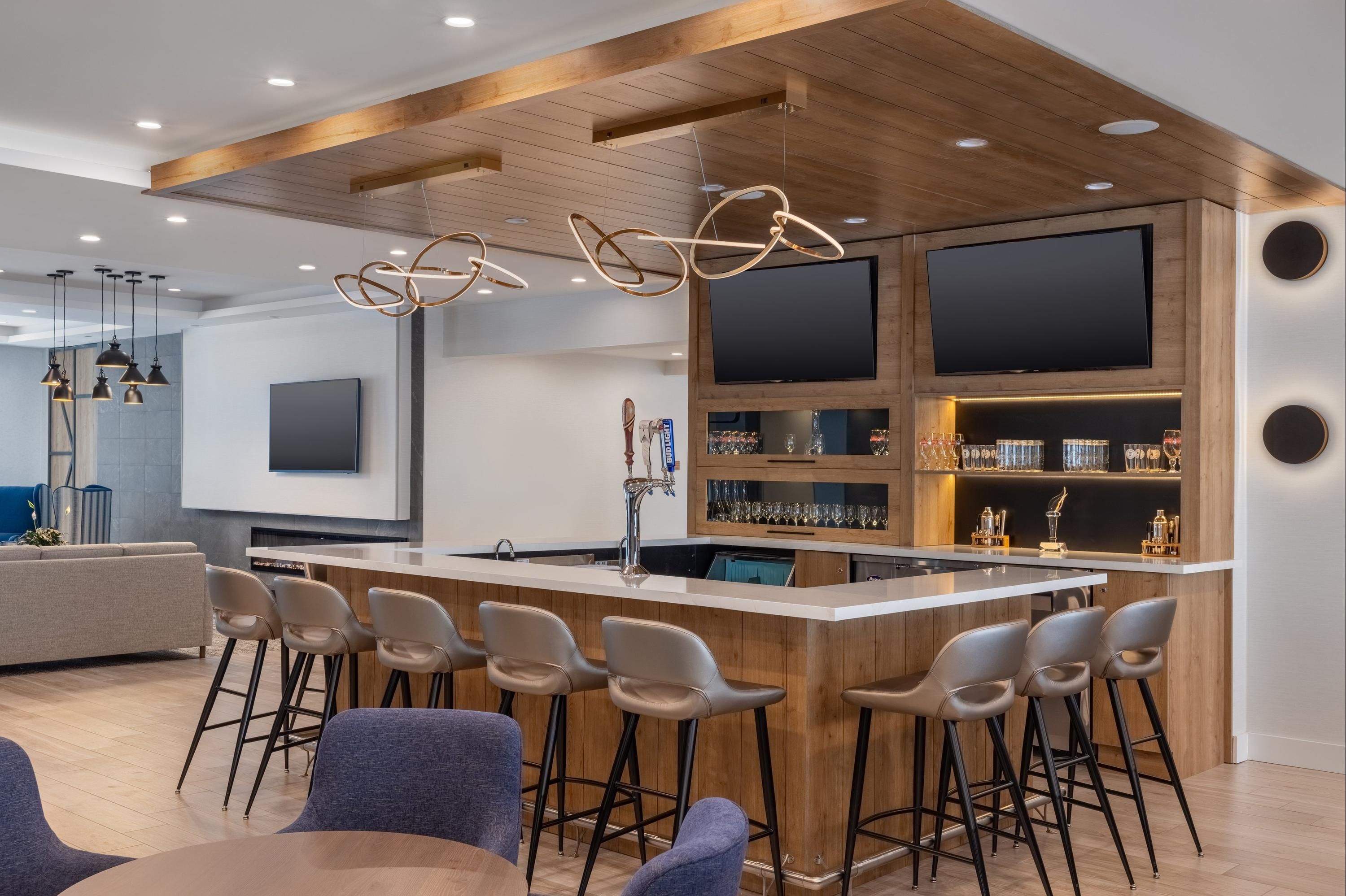 Staybridge Suites Port Elgin By IHG - Port Elgin - Bar